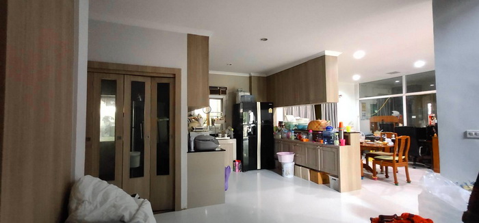 บ้านเดี่ยว ม.กรานต์วดี โครงการติดถนนพุทธมณฑลสาย 3 แขวงบางไผ่ เขตบางแค กรุงเทพฯ หลังมุม ต่อเติมเต็มพื้นที่