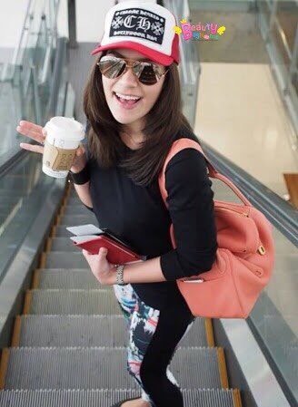 หมวกแฟชั่นแบบดาราใส่แลคะ