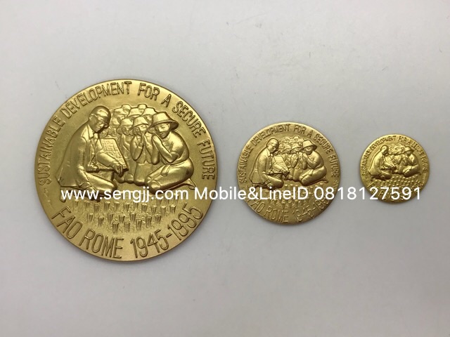 เหรียญทองคำที่ระลึก อะกริโคลา ครบชุด 3 เหรียญ