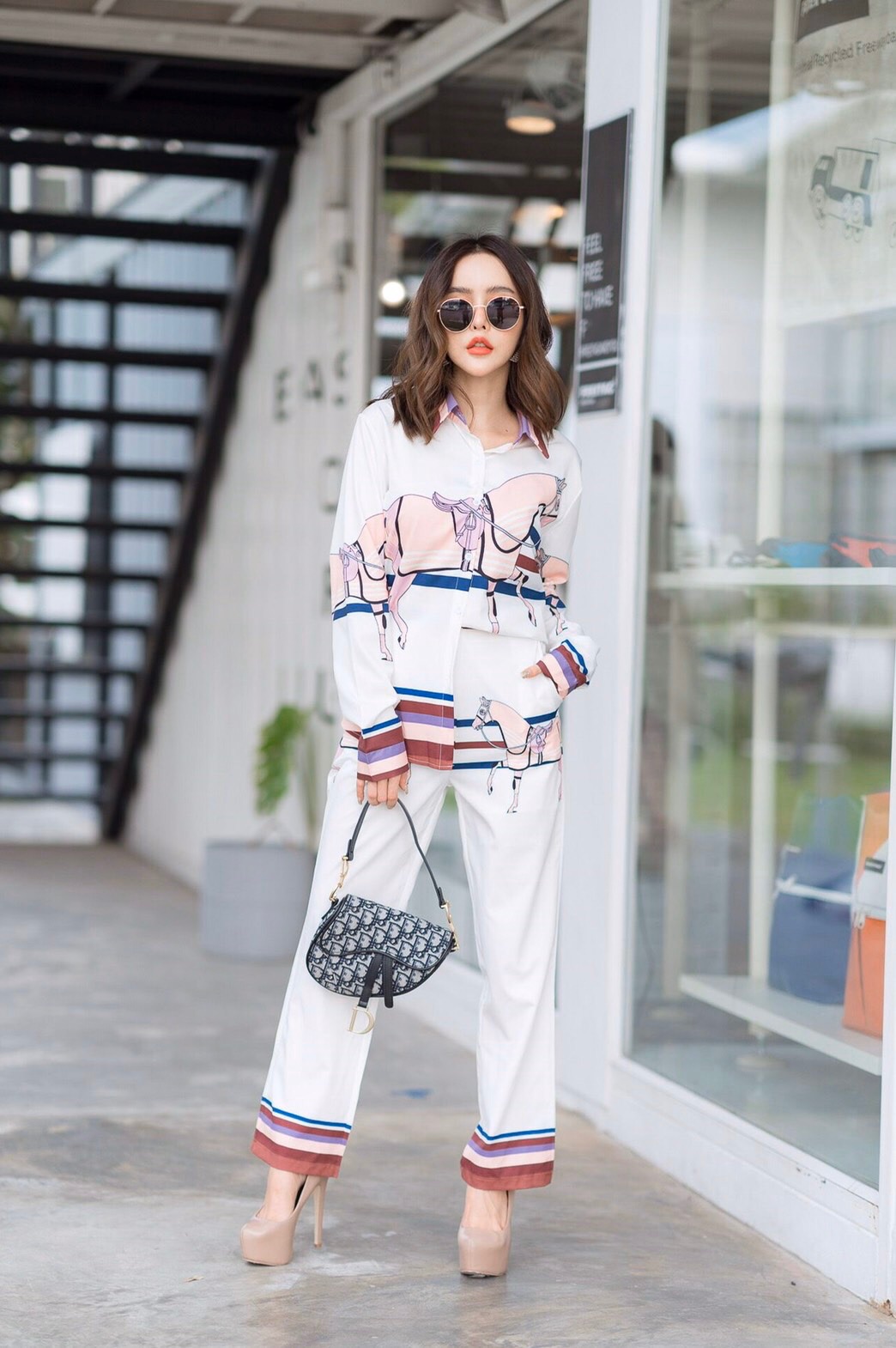 ชุดเซ็ทเสื้อกางเกงขายาว ลายม้า🐎ขายดีมากค่ะ