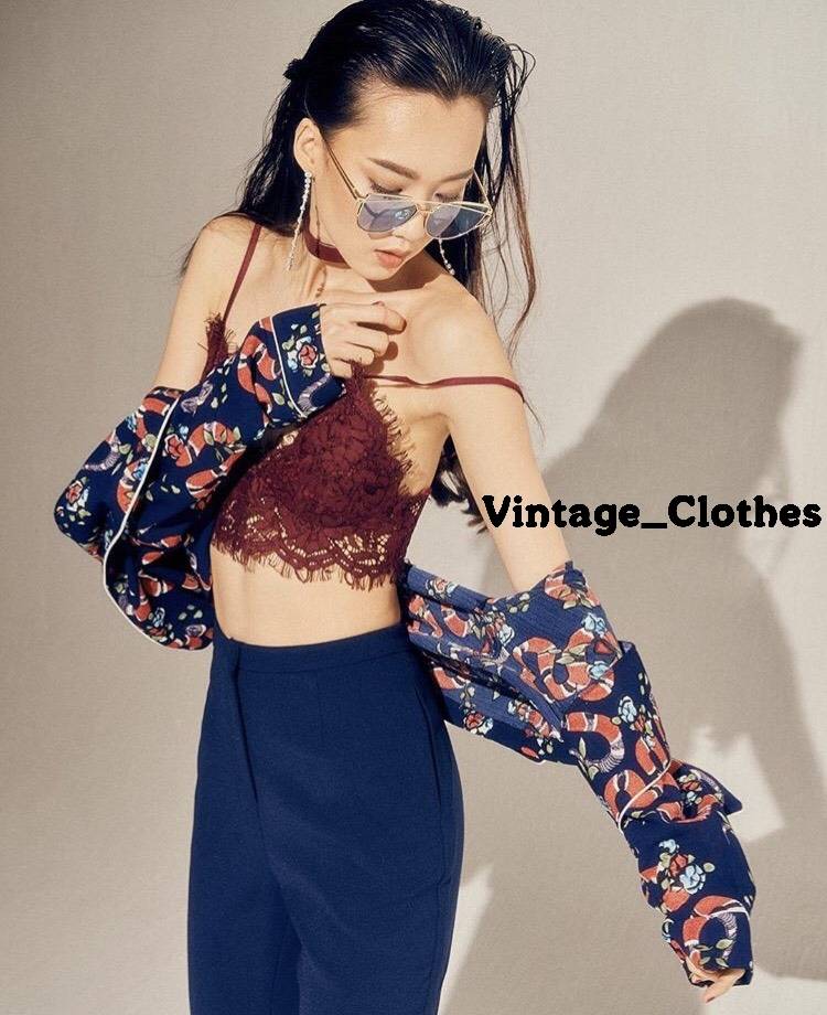 มาเพิ่มแล้วค่ะ ขายดีมาก เสื้อ #ที่มีงูออกมา เชิ๊ตลายงู (งู) งานชนช็อปแบรนด์ เนื้อผ้าสวย งานคุณภาพ