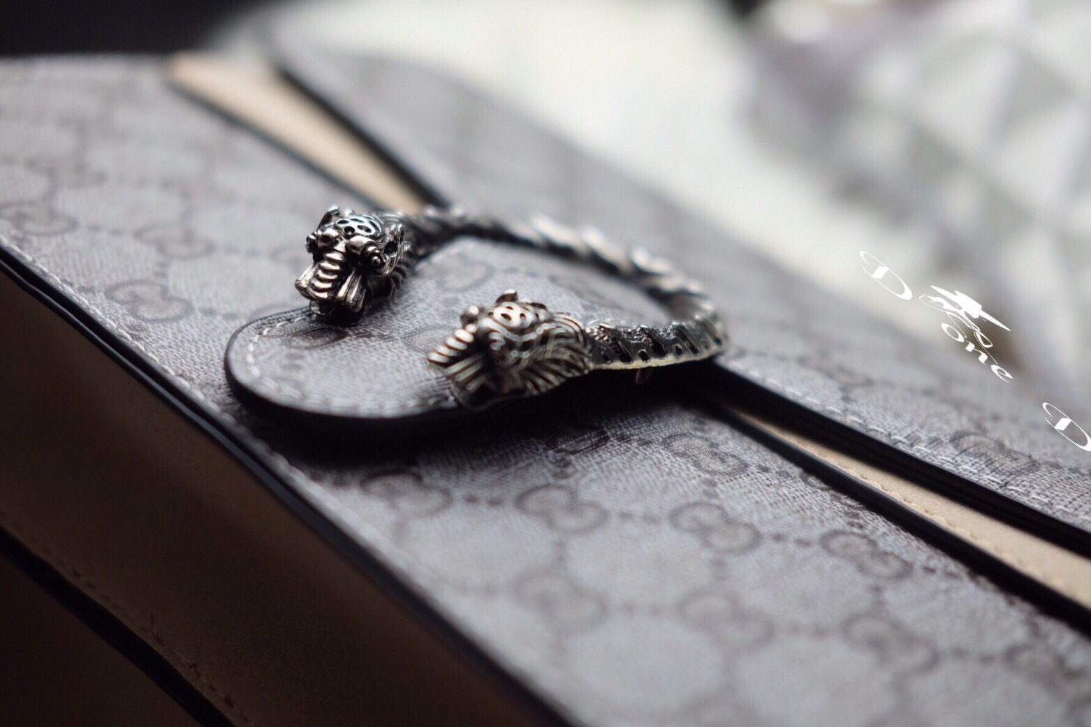 พร้อมส่ง!!! กระเป๋าสะพายลายGucci แบบดาราเซเลบ