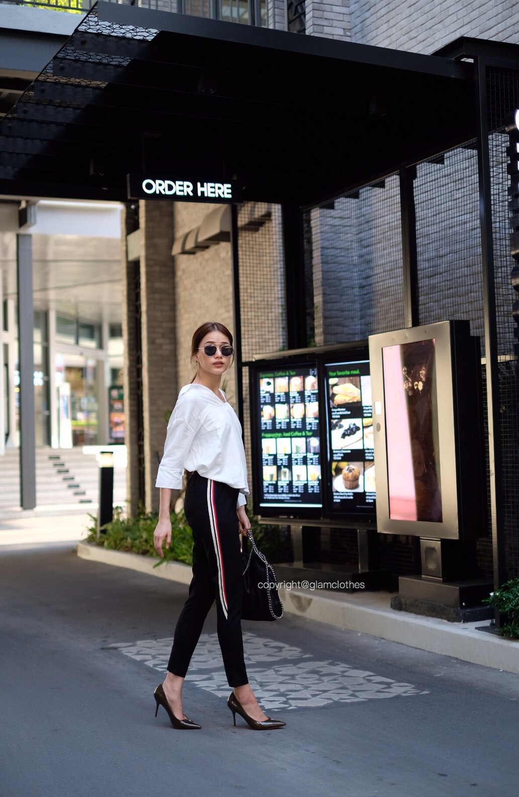 กางเกงวอร์ม เย็บแถบข้างสวยเท่ห์ งานผ้าดีมากๆๆๆๆๆ ค่ะ