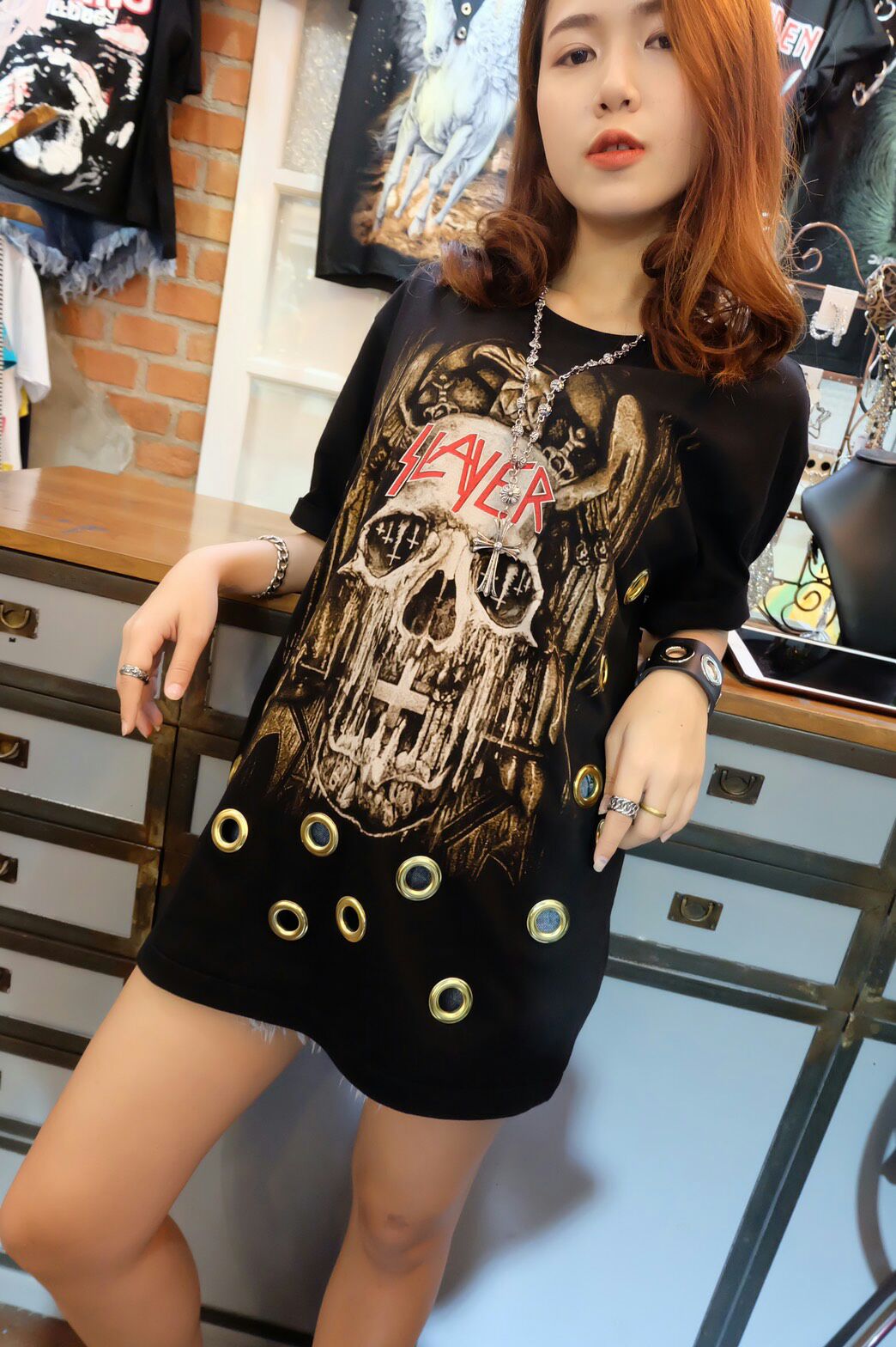 เสื้อยืดกระโหลกใส่ได้ทั้งชาย/หญิง