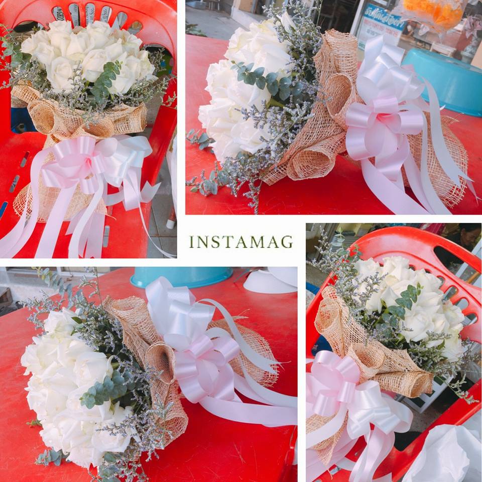 ช่อดอกกุหลาบสีขาว