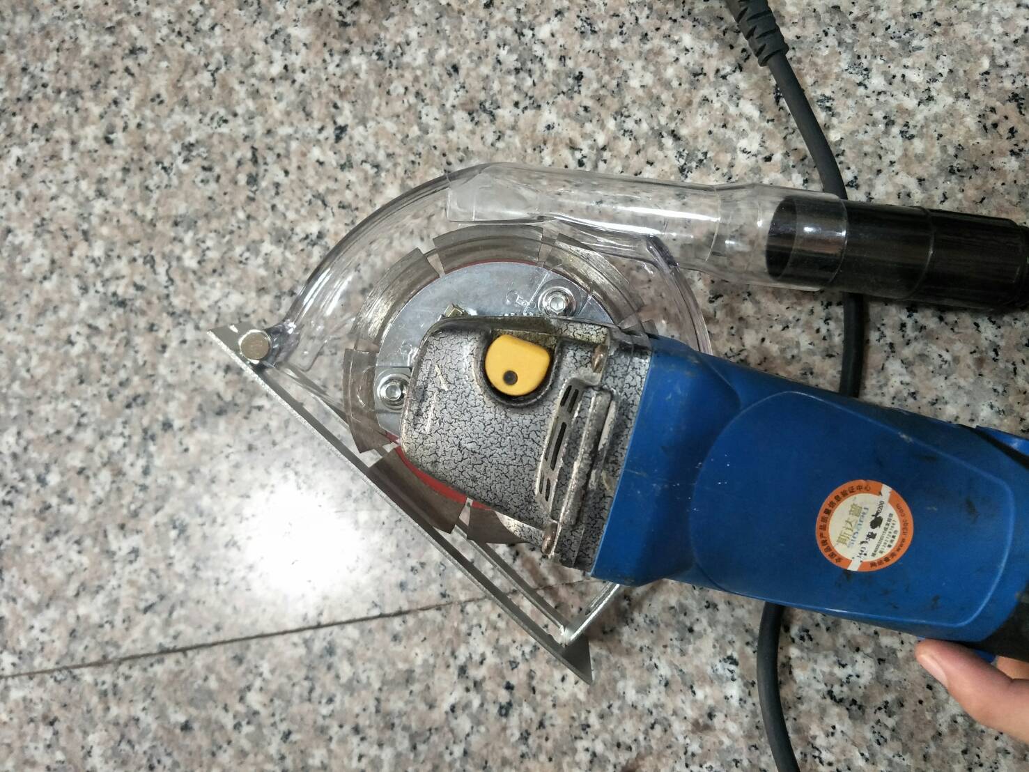 G24 บังใบหินเจียร 4-5 นิ้ว แบบมีช่งต่อเครื่องดูดฝุ่น