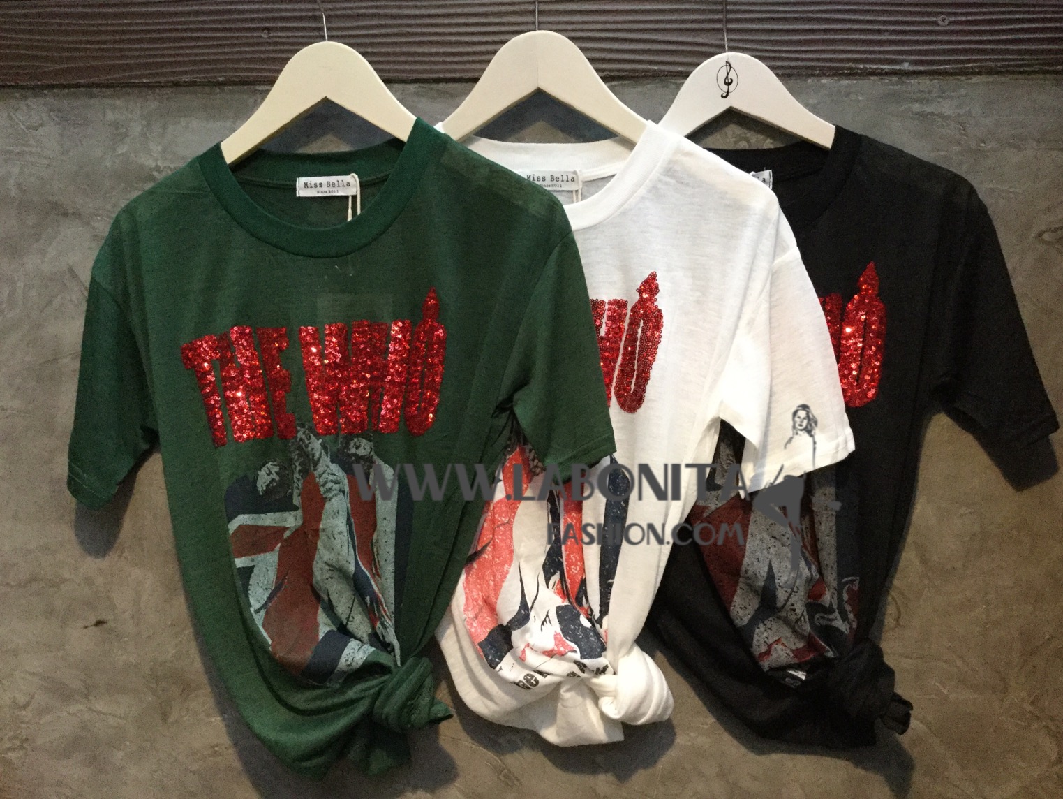 เสื้อร็อคผู้หญิง เสื้อยืดวงร็อคผ้าบางเฉียบทะลุทะลวงถึงใจไหมคะ??