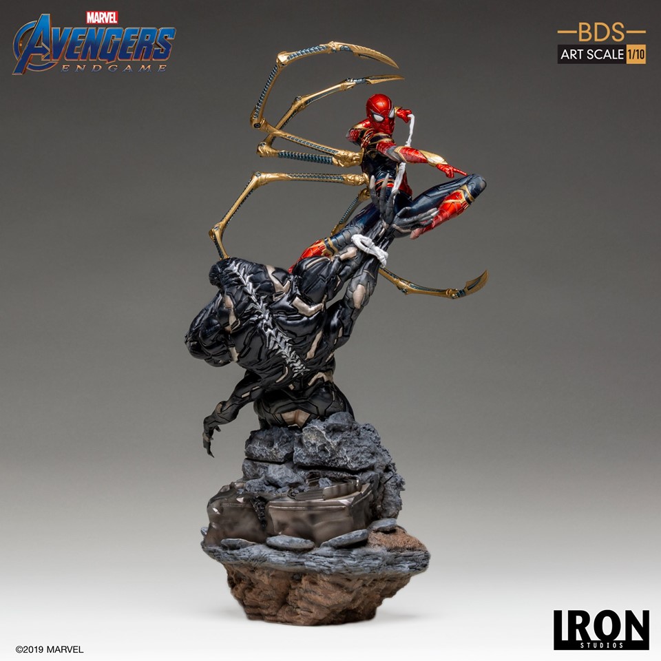 Iron Studios BDS Art Scale 1/10 Avengers: Endgame - Iron Spider Vs Outrider