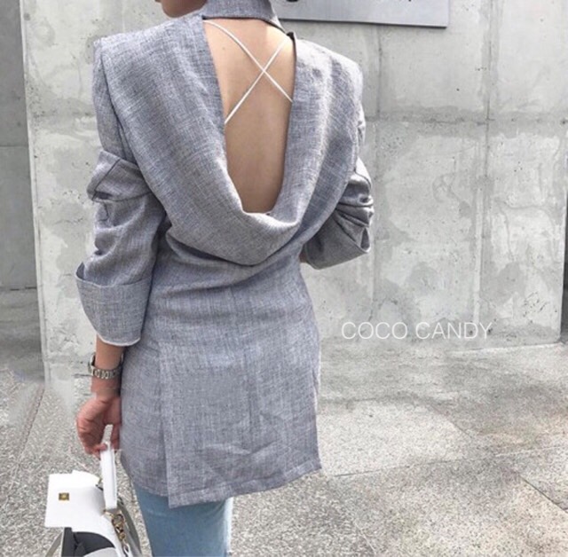 เสื้อสูทBlazer ถ่วงหลัง ทรงเกร๋ สไตล์สาวเกาหลี ใส่เป็นเดรสสั้นก็สวยเท่ เก๋ไก๋ แบบสาวเกาหลีเลยจ้า