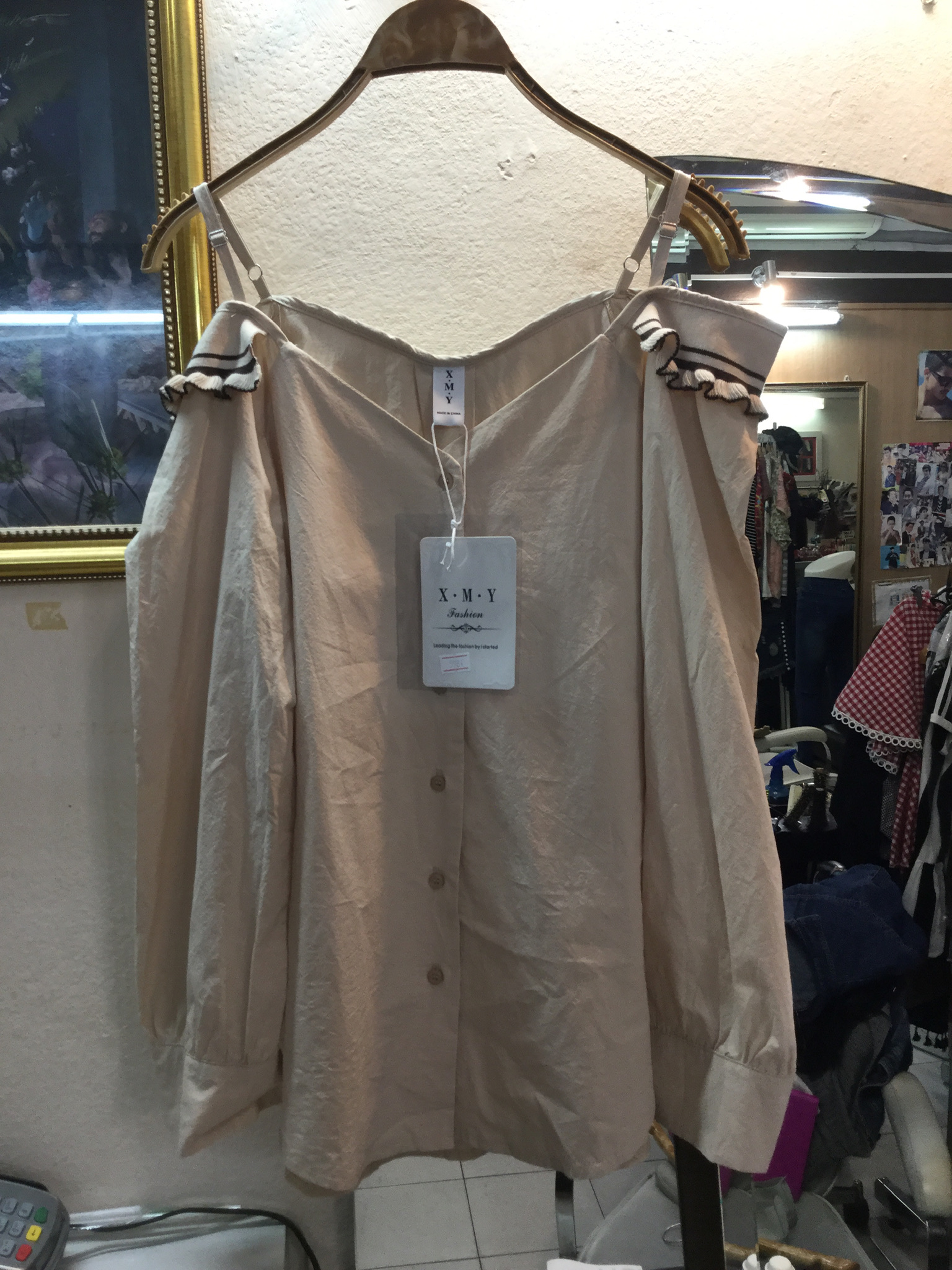 เสื้อเปิดไหล่สายเดี่ยว เสื้อแขนยาวน่ารักๆ