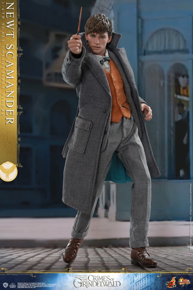 Hot Toys MMS512B FANTASTIC BEASTS: THE CRIMES OF GRINDELWALD - NEWT SCAMANDER (SE)