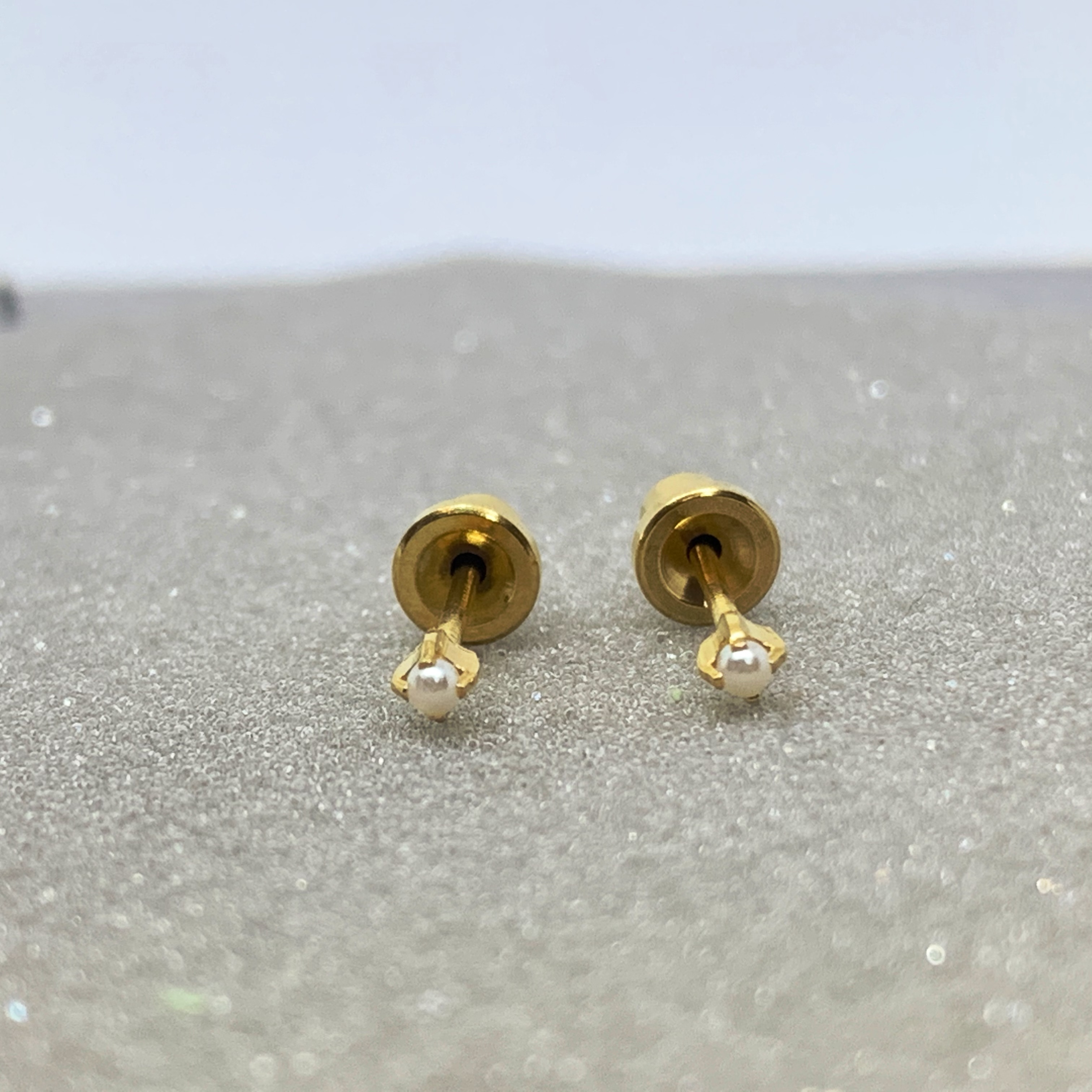 (สำหรับเจาะ)แป้นหมวก มุกก้านสีทอง Prong แพคเกจปลอดเชื้อ ปลอดภัย100%