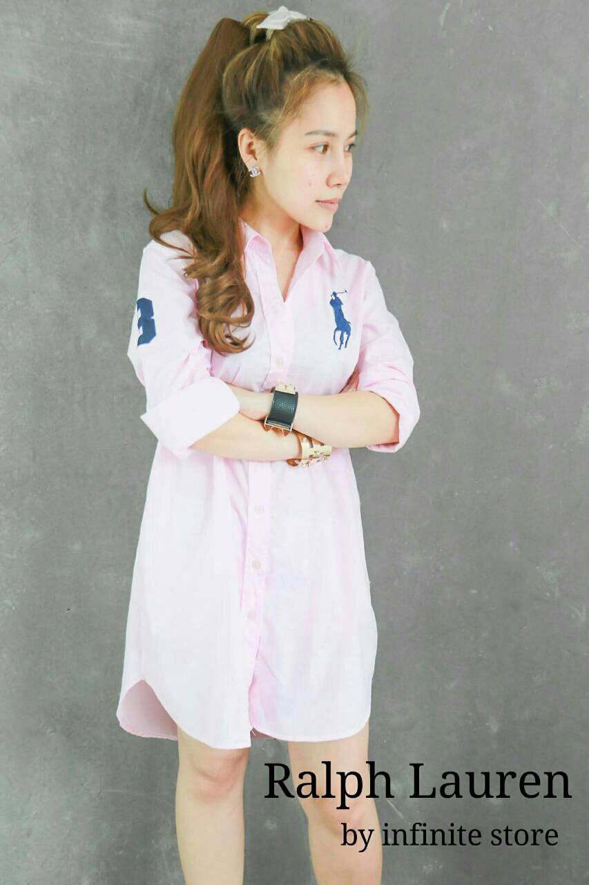 งานติดป้ายคอ + ห้อยป้าย ตัวนี้เกร๋ๆ ด้วยอาร์มเลข 3 ที่แขน ทรง classic ใส่ออกมาสวย มากๆ Must Have คร้า