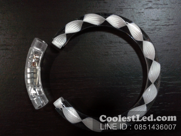 กำไลข้อมือเรืองแสง มีไฟ LED กระพริบ