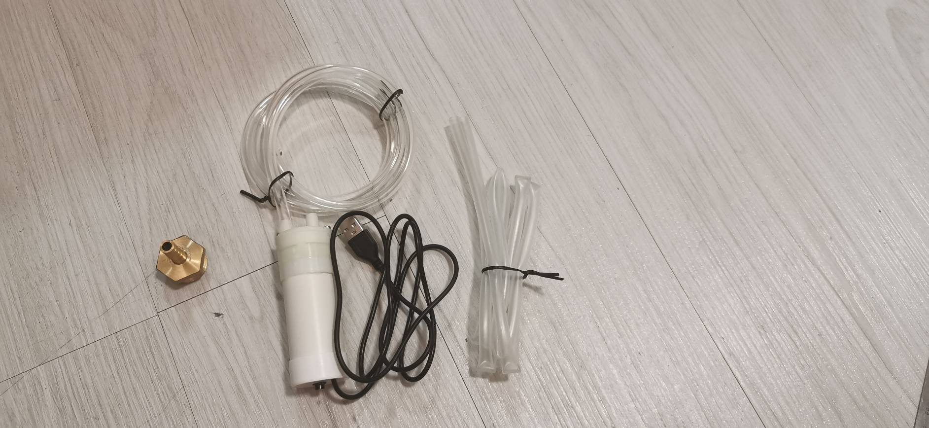 MO37 ปั๊มน้ำ USB จิ๋ว สำหรับ ดูดน้ำขังพื้น ถ่ายน้ำตู้ปลา