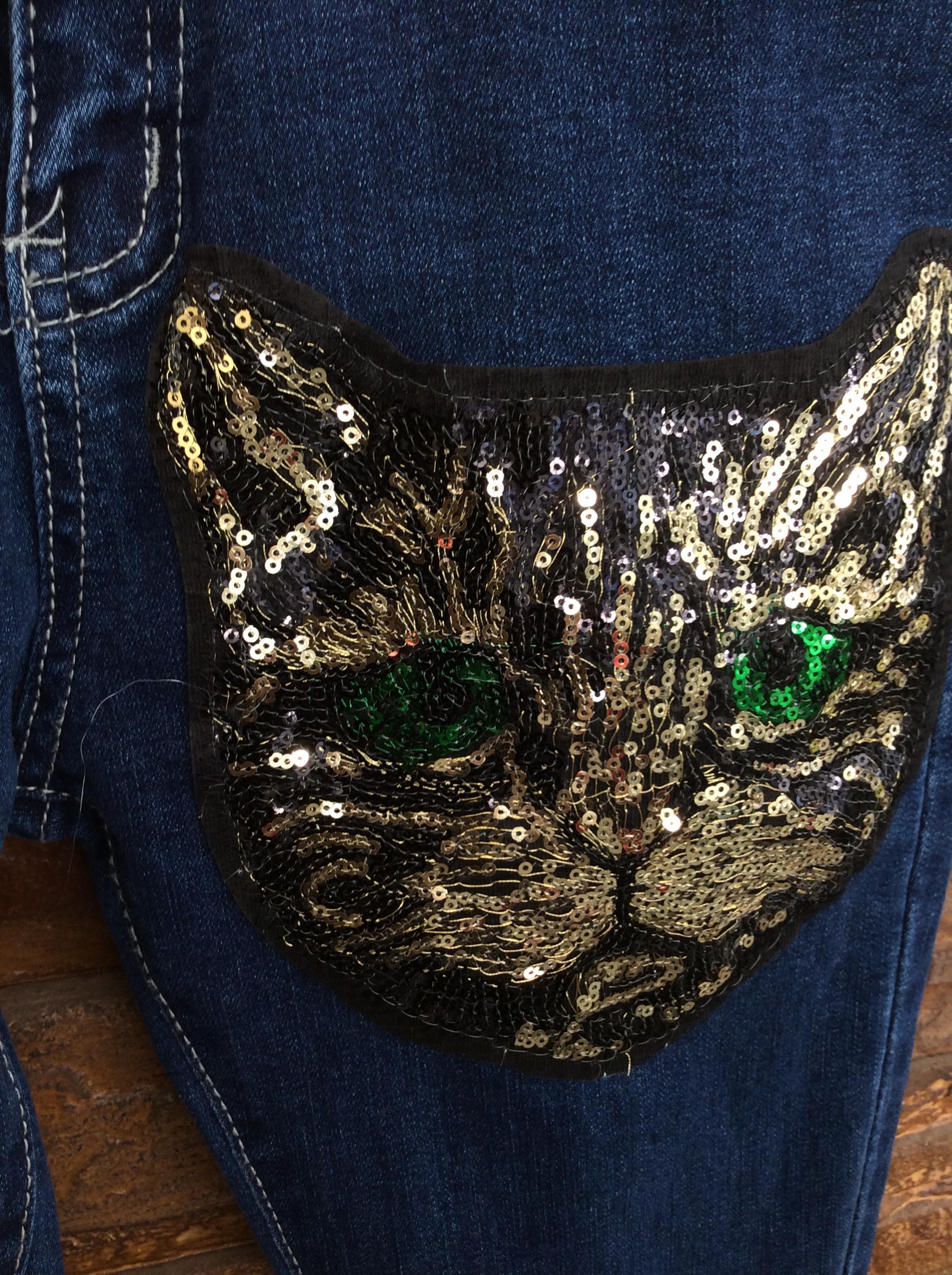 ชุดเซ็ท2ชิ้น ชุดเสื้อยืดกางเกงยีนสลายหน้าแมว