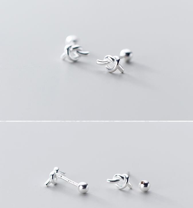 “เช็คสินค้าทัก line ก่อนโอนนะคะ”ต่างหูสำหรับผิวแพ้ง่าย จิวเงินแท้ 92.5% ก้านมาตรฐาน แบบขันน็อต Knot_ES495