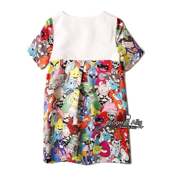 เดรสน่ารักๆ จร้า ผ้าสวยมากค่ะ เป็นผ้าเนื้อไม่บางค่ะอยู่ทรงสวย ตัวผ้ามีความลื่นๆ ค่ะ