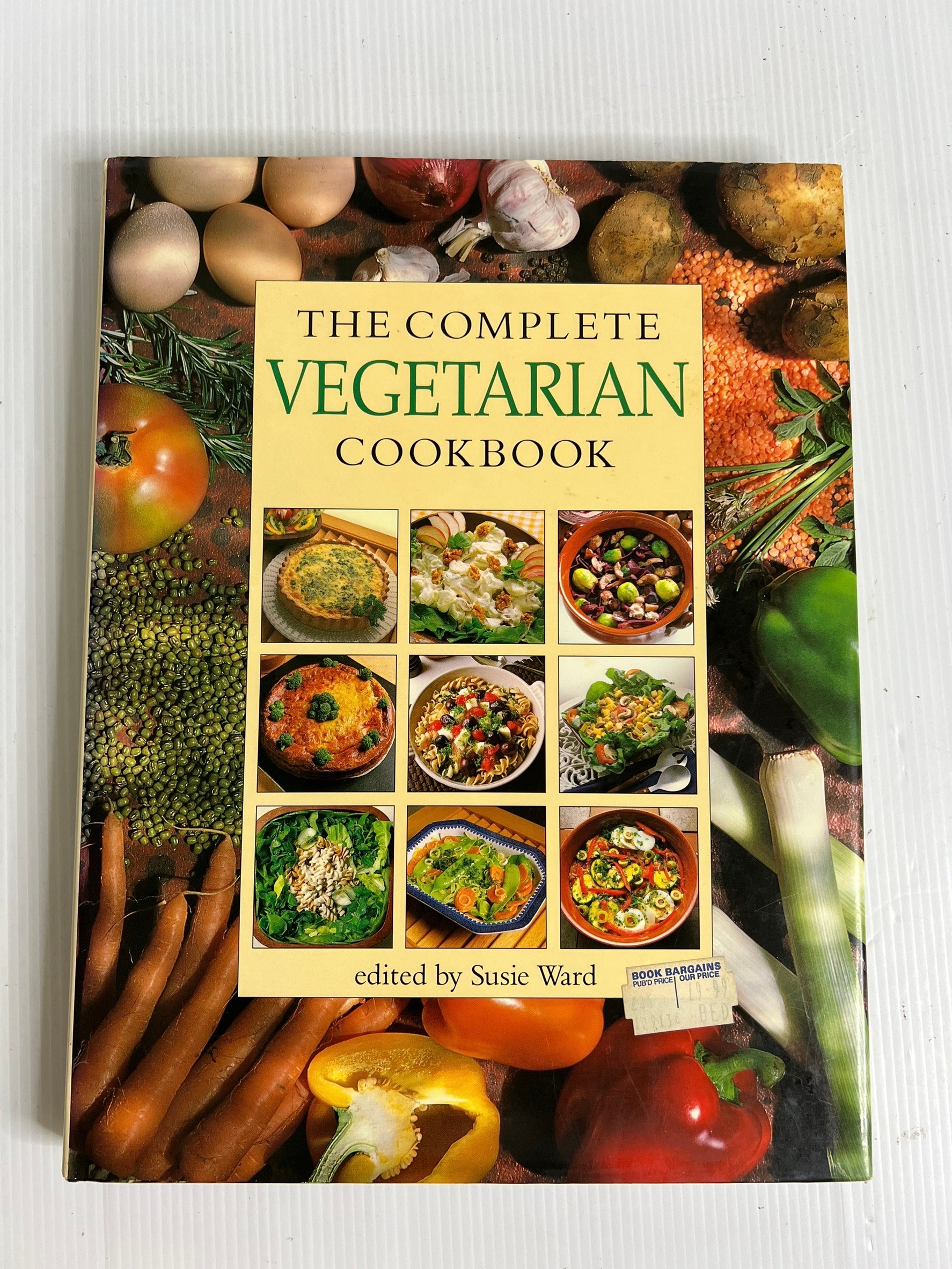 The Complete vegetarian cookbook ward-susie January 1, 1991 90-99% Hardcover