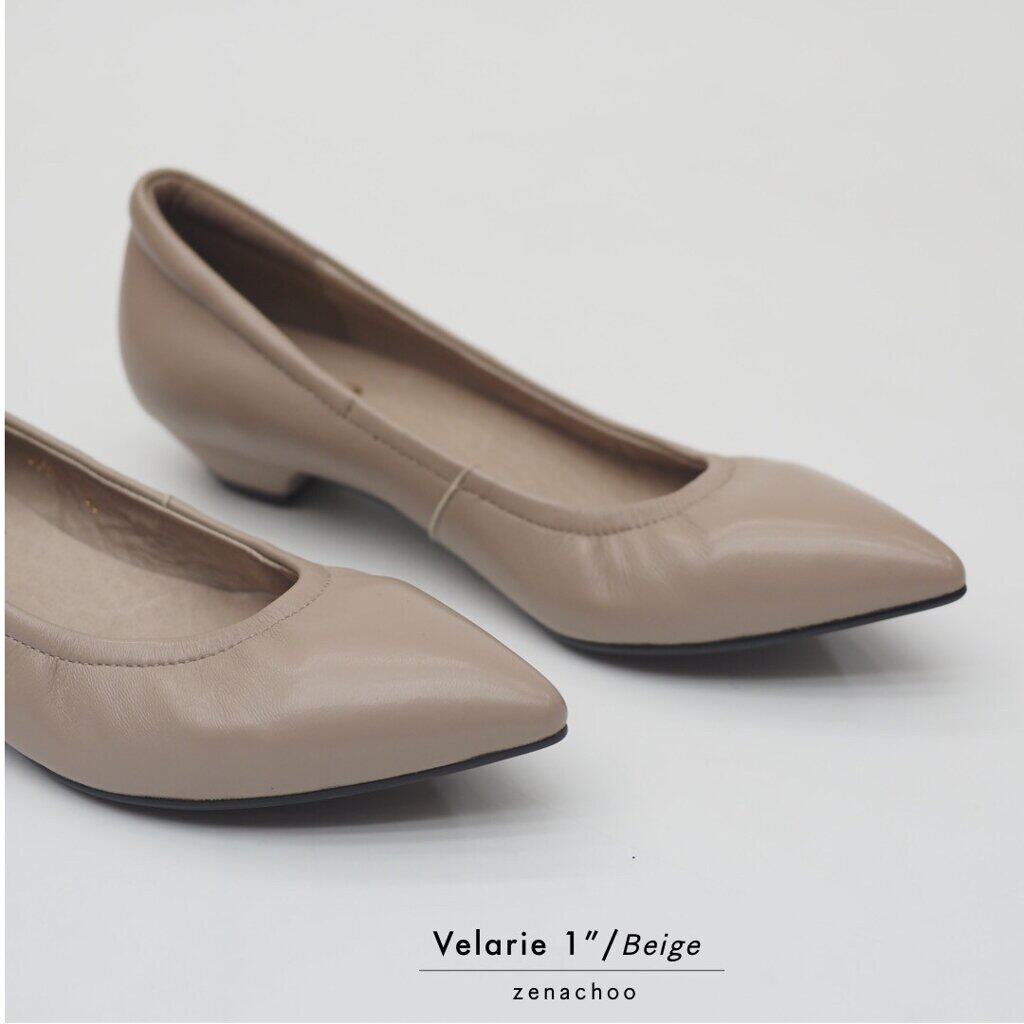 ทรงปกติ เปลี่ยนไซส์ได้-ไม่รับคืน Zenachoo รุ่นขายดี Velarie1 สูง 1นิ้ว สี Beige รองเท้าหัวแหลมหนังแกะแท้