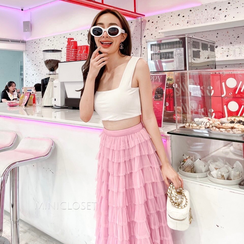 กระโปรงยาวระบายชั้นๆ