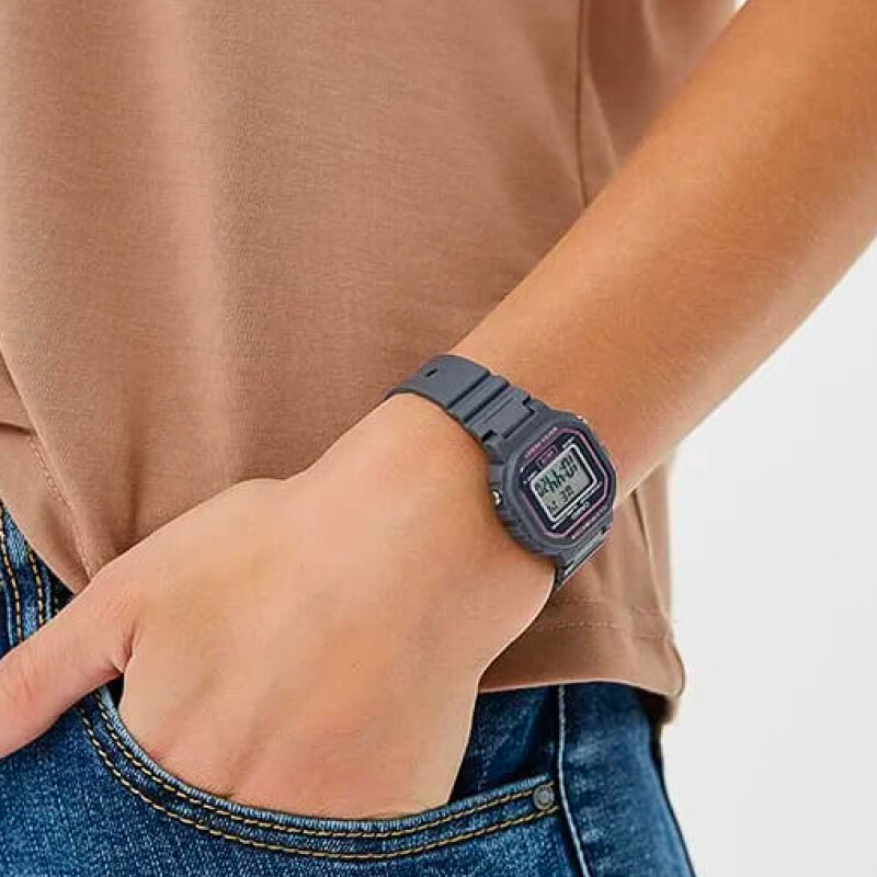 นาฬิกาข้อมือ นาฬิกาเด็ก Casio Standard Digital LA-20WH Series LA-20WH-1C LA-20WH-2 LA-20WH-4A1 LA-20WH-8