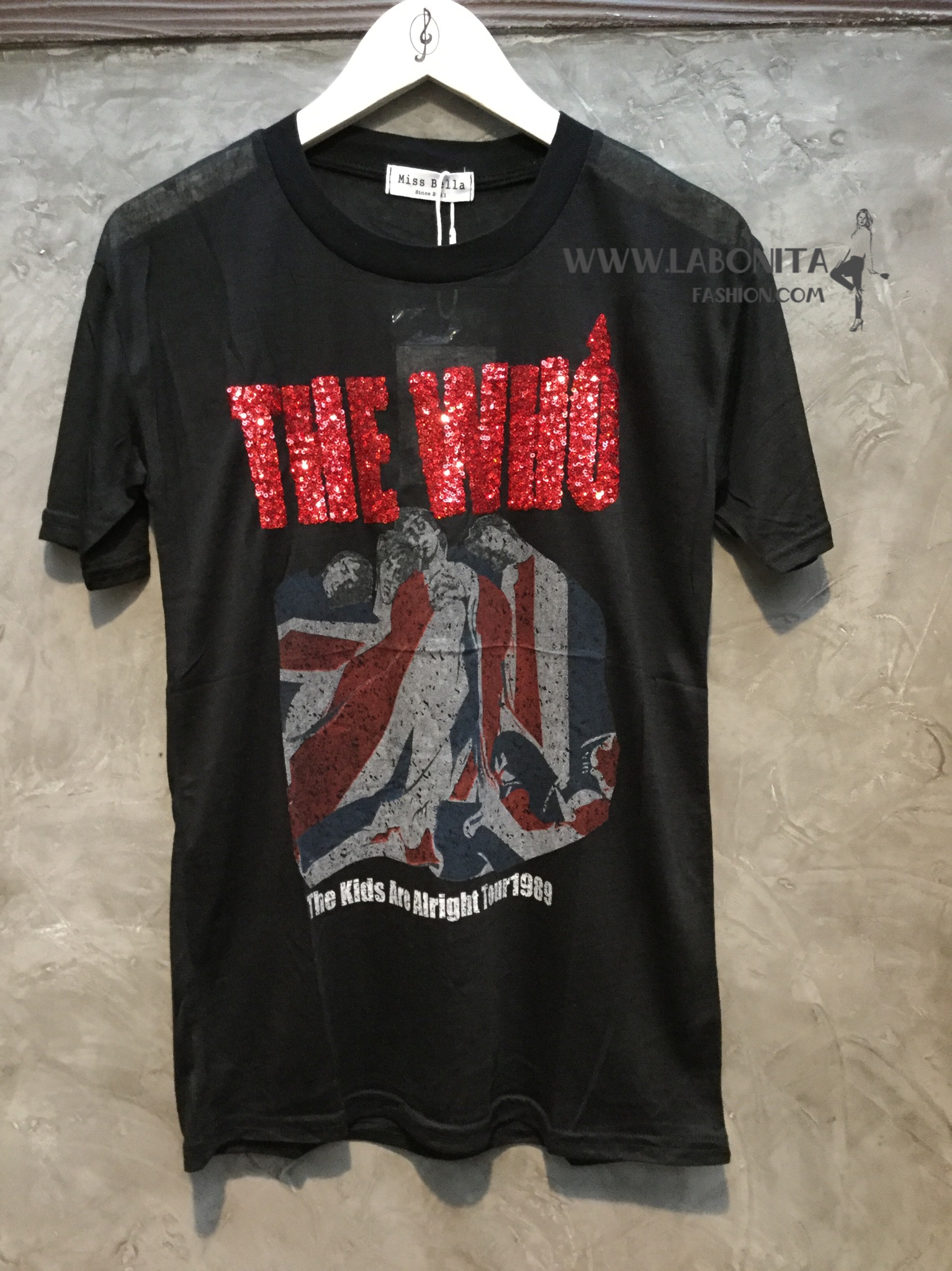 เสื้อร็อคผู้หญิง เสื้อยืดวงร็อคผ้าบางเฉียบทะลุทะลวงถึงใจไหมคะ??