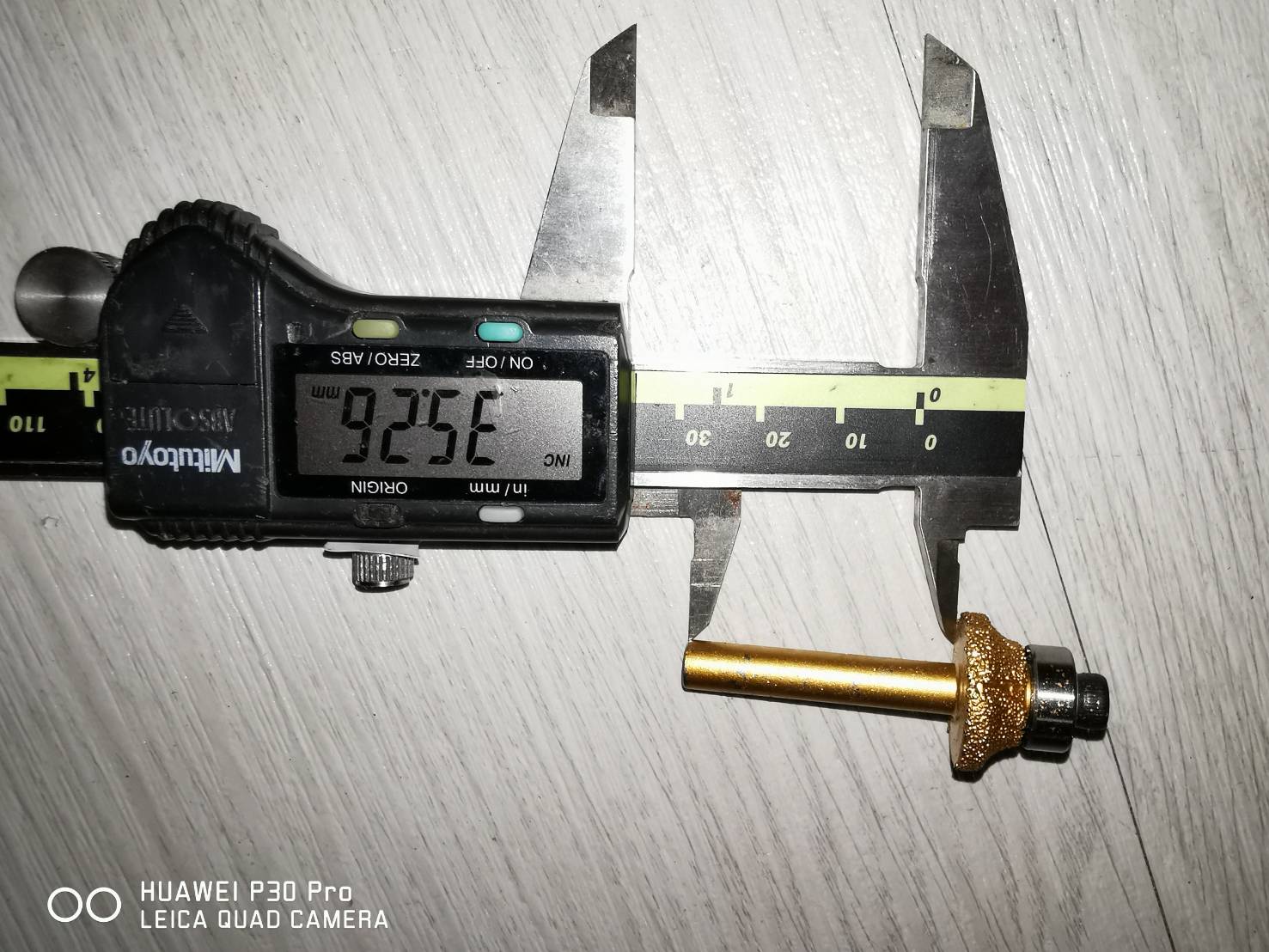 DR19 ดอกลบคมขอบกระเบื้อง กระจก แกรนิตโต้ แกน 2 หุน 1/4