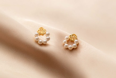 ต่างหูสำหรับผิวแพ้ง่าย เงินแท้ 92.5% Camelia pearl_ES796