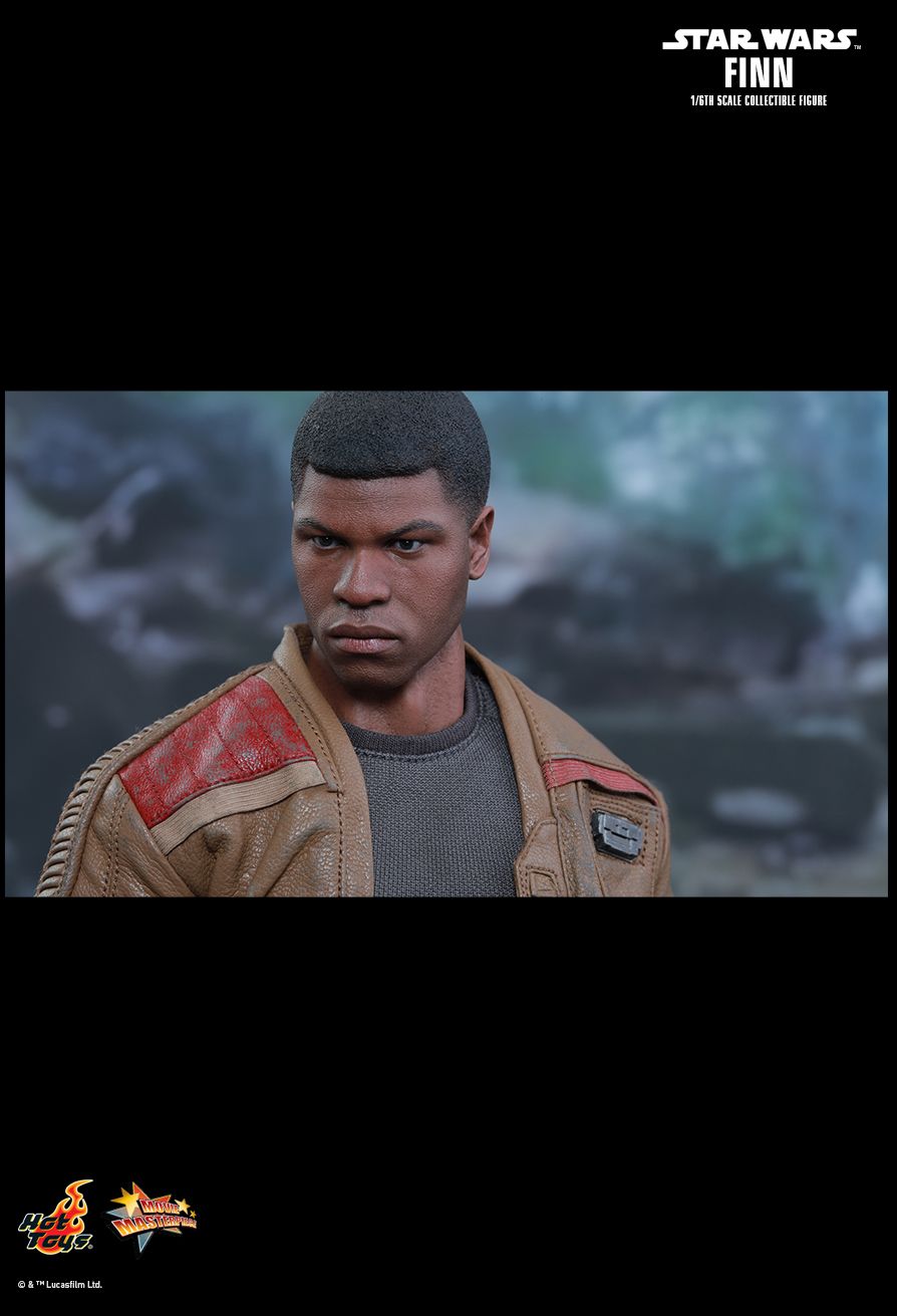 Hot Toys MMS345 STAR WARS: THE FORCE AWAKENS - FINN