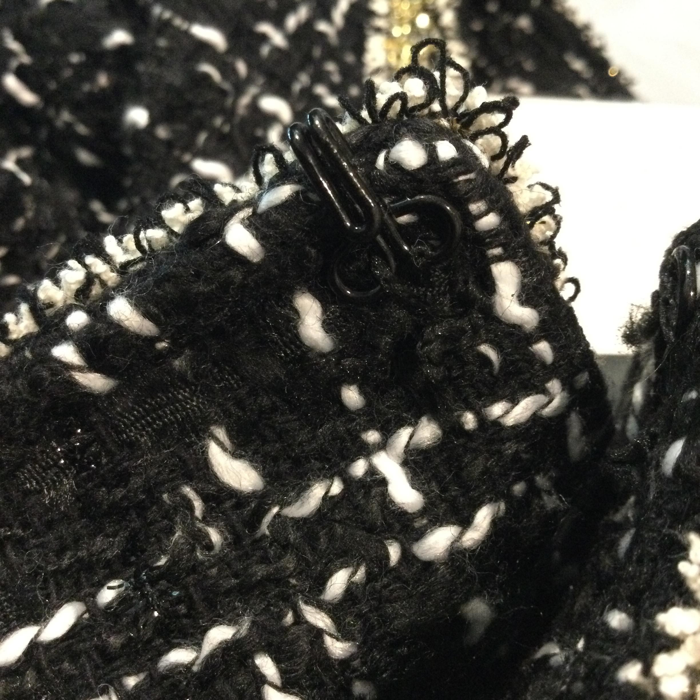 เสื้อทวิต เสื้อคลุมผ้าทวิต รุ่นนี้ขายดี🔥🔥🔥 เสื้อคลุม ใส่ได้ทุกโอกาสค่ะ