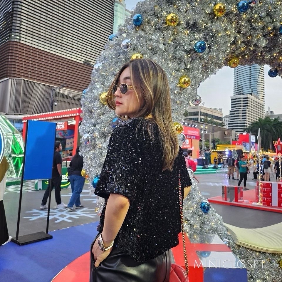 เสื้อปักเลื่อมวิ้งๆ ทรงOversize