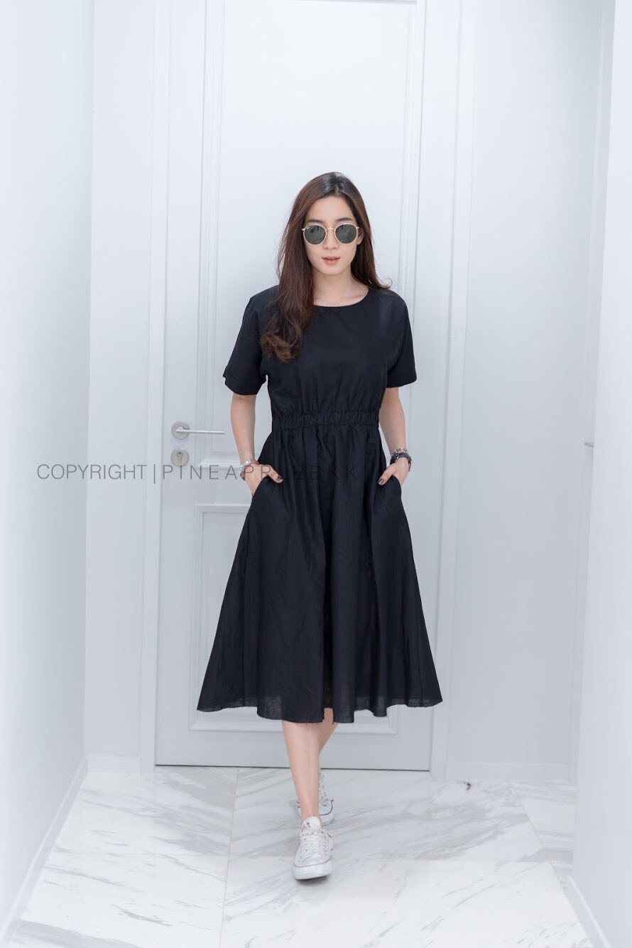 เดรสเกาหลี ชัดเดรสีดำแบบสุภาพ ความยาวคลุมเข่า