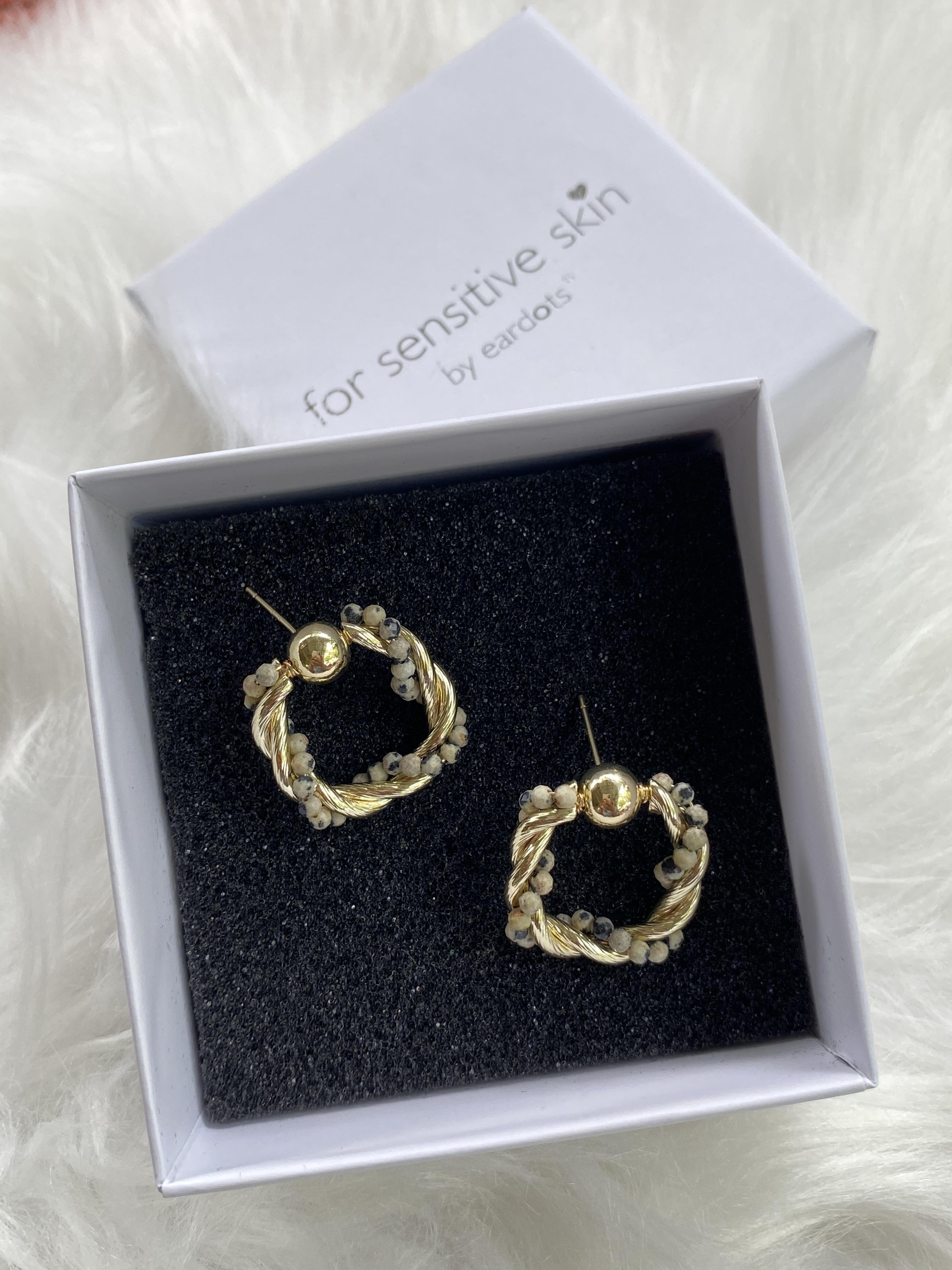 “เช็คสินค้าทัก line ก่อนโอนนะคะ”ต่างหูสำหรับผิวแพ้ง่าย ทอง 18K_Stone Pearl_EG982