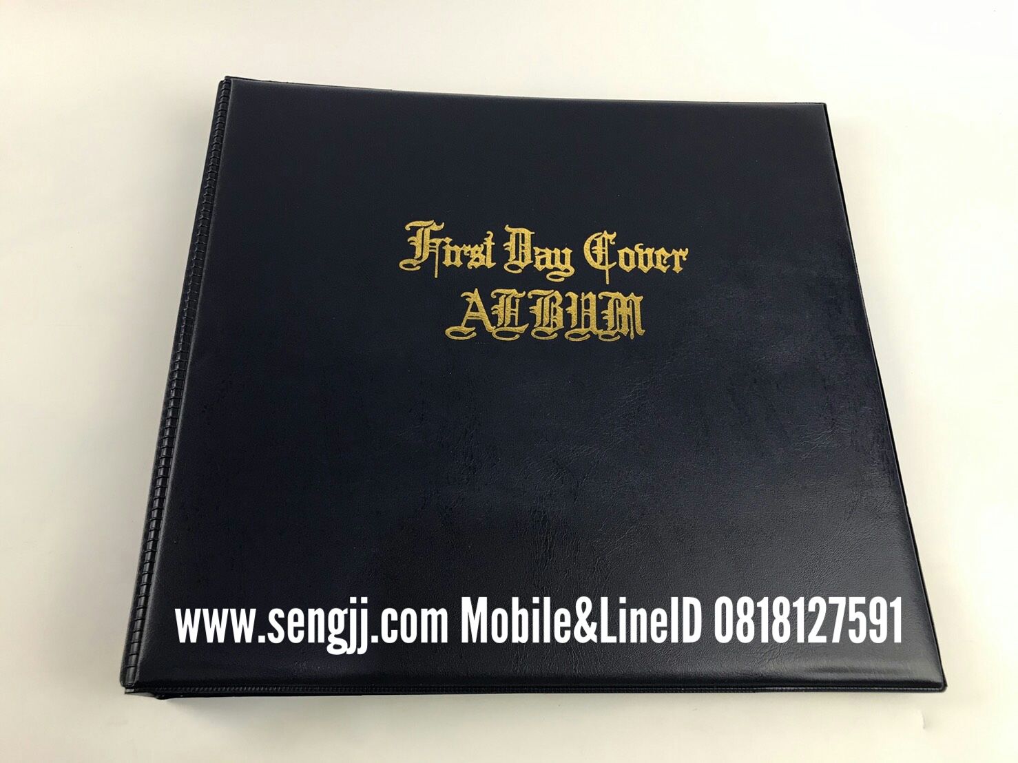 อัลบั้มสะสมซองวันแรกจำหน่าย (ซองยาว) ทำจากเซลลูลอยด์อย่างดี สำหรับนักสะสม