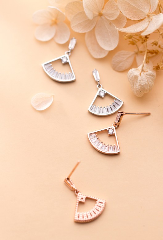 ต่างหูสำหรับผิวแพ้ง่าย เงินแท้ 92.5% _ES810 (Fanni)