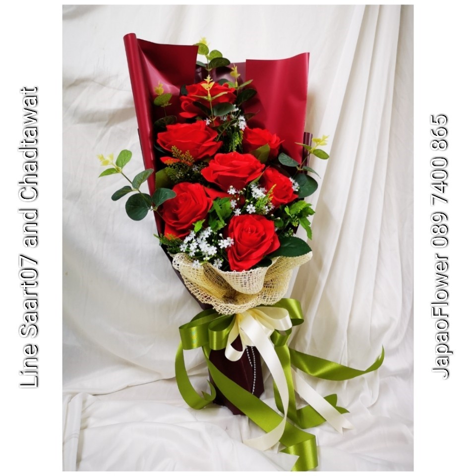 ช่อดอกกุหลาบแดง ทรงสูง