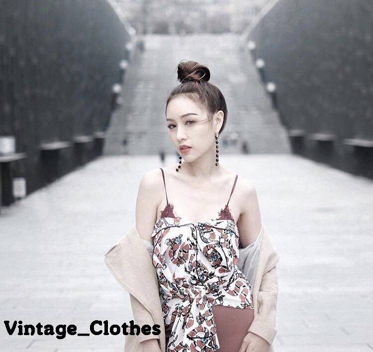 มาเพิ่มแล้วค่ะ ขายดีมาก เสื้อ #ที่มีงูออกมา เชิ๊ตลายงู (งู) งานชนช็อปแบรนด์ เนื้อผ้าสวย งานคุณภาพ