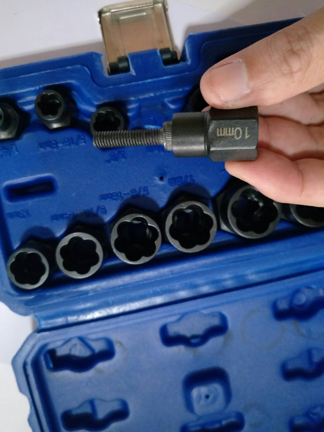 SX11 ชุดบล็อก 3/8 ถอนน็อตหัวเสีย หัวรูด น็อตตัวเล้ก สกรู ชุด 13 ชิ้น เกรด Cr-V