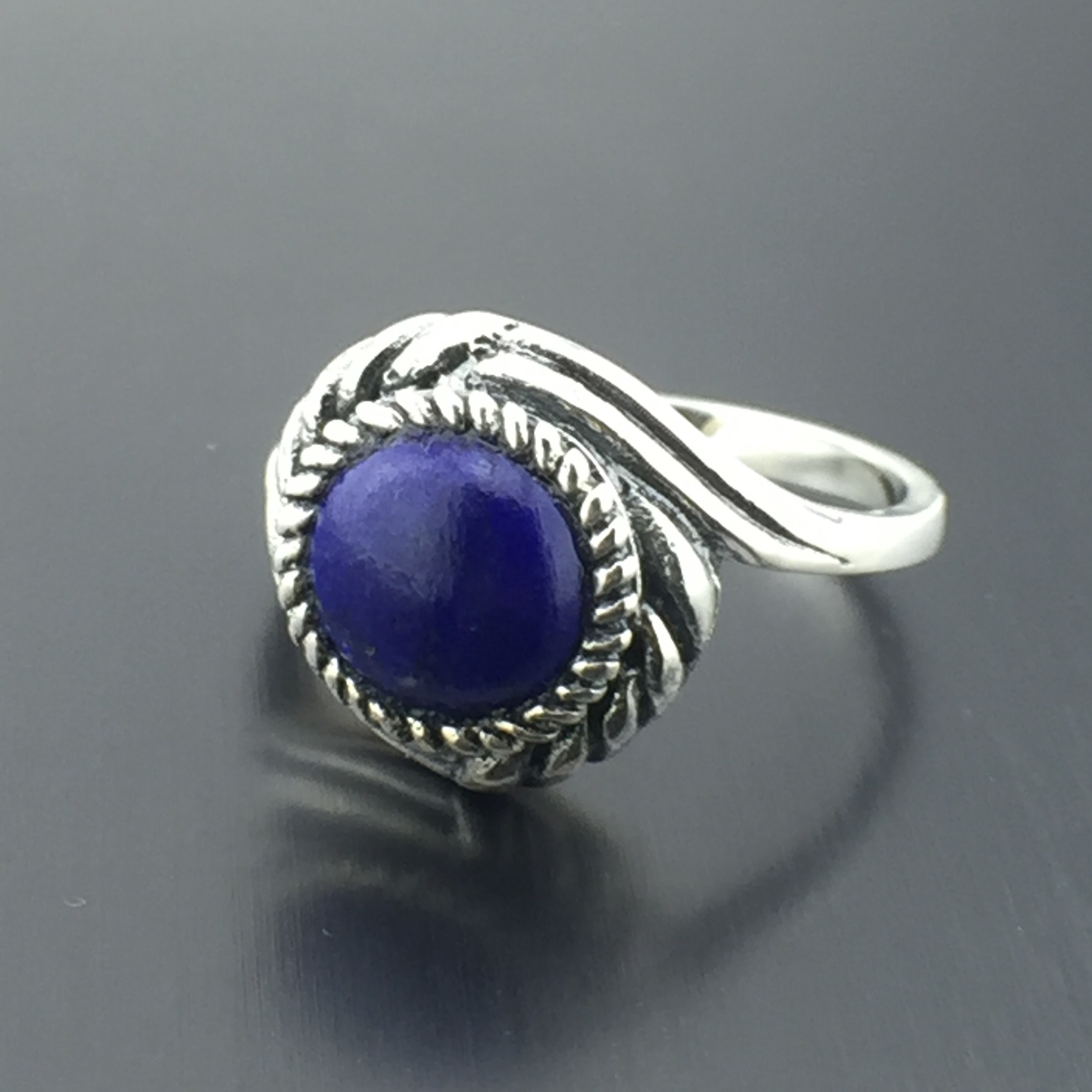 แหวนลาพิสลาซูลี แหวนหินนําโชค เงินแท้ 925 ดีไซส์เกลียวเชือก ขนาด กลม 12 มม 925 Sterling SIlver Lapis Lazuli Round 12 mm Unisex Rope Design Ring