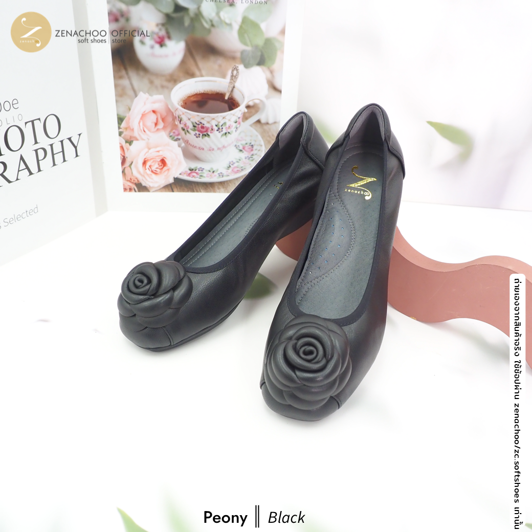 ทรงปกติ ZENACHOO รุ่น Peony รองเท้าคัทชูหนังแกะ สูง 1 นิ้ว หัวมนหน้กว้าง ประดับดอกไม้ พื้นยางน้ำหนักเบามี Arch Support