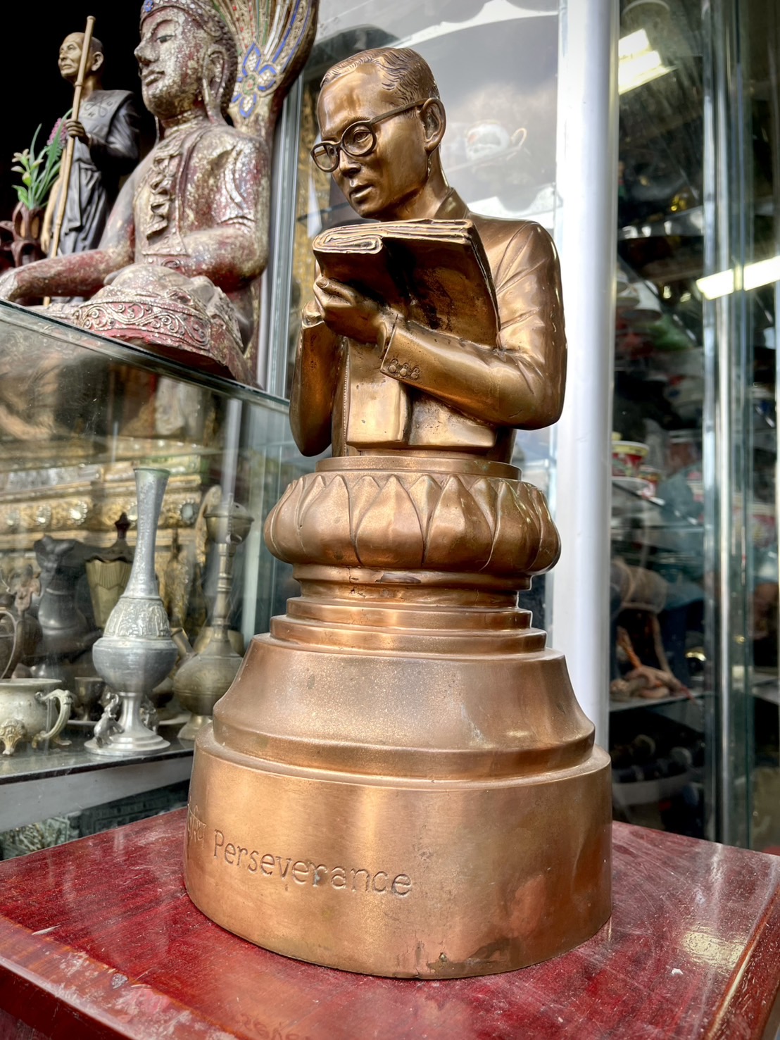 พระบรมรูปในหลวงรัชกาลที่9ทรงงาน วิริยะ PERSEVERANCE ปี2541