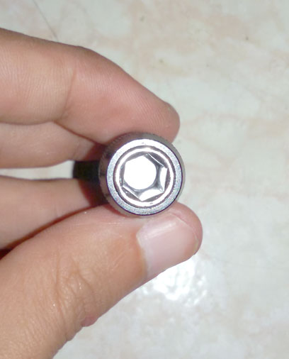 AD02 ตัวต่อสวมเร็ว สำหรับเปลี่ยนใส่ดอกไขควง ดอกบ่งสกรู ดอก Step Drill ดอกเจาะเดือยไม้ หัวแปลงต่างๆ ดอกสว่านทั่วๆไป