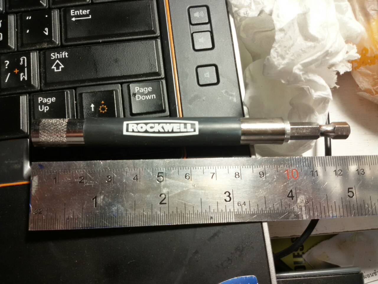 AD04 ตัวช่วยไขสกรู Screw Drive Guide