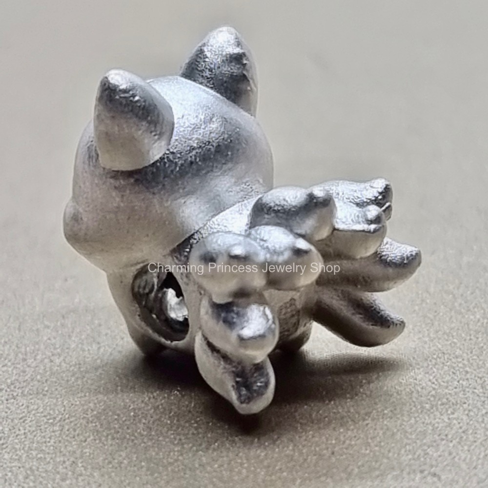 จิ้งจอกเก้าหาง เป็นเสน่ห์ต่อเพศตรงข้าม ชาร์ม เงินแท้ 99.99% ตัวคั่นสร้อยข้อมือ ชาร์มเงินแท้ 99.99% กว้าง 10 มม ยาว 15 มม