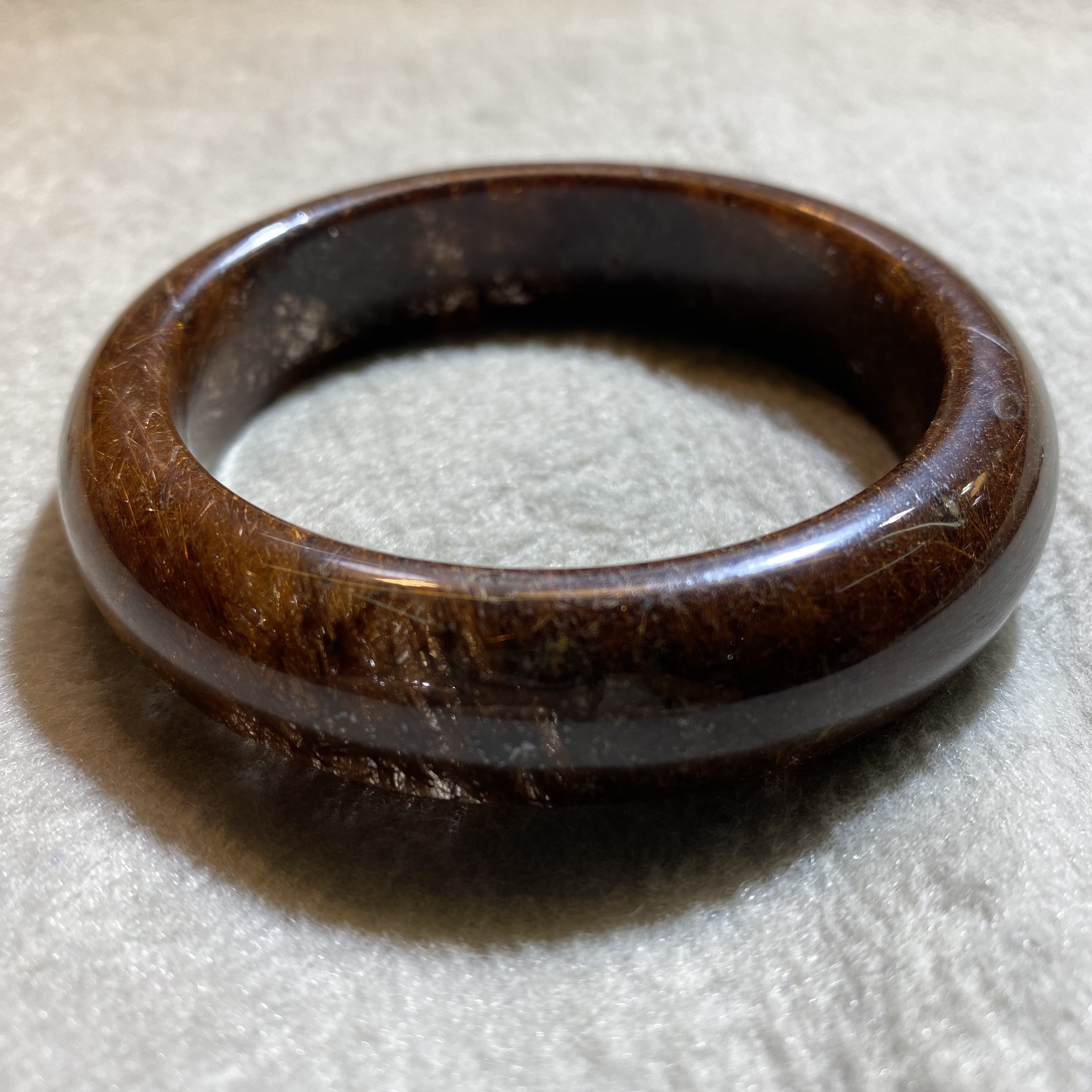 กำไลไหมจักรพรรดิ์ ไหมแน่น Golden Brown Rutilated Quartz หน้ากว้าง 11 มม ความกว้างกำไล 62 มม