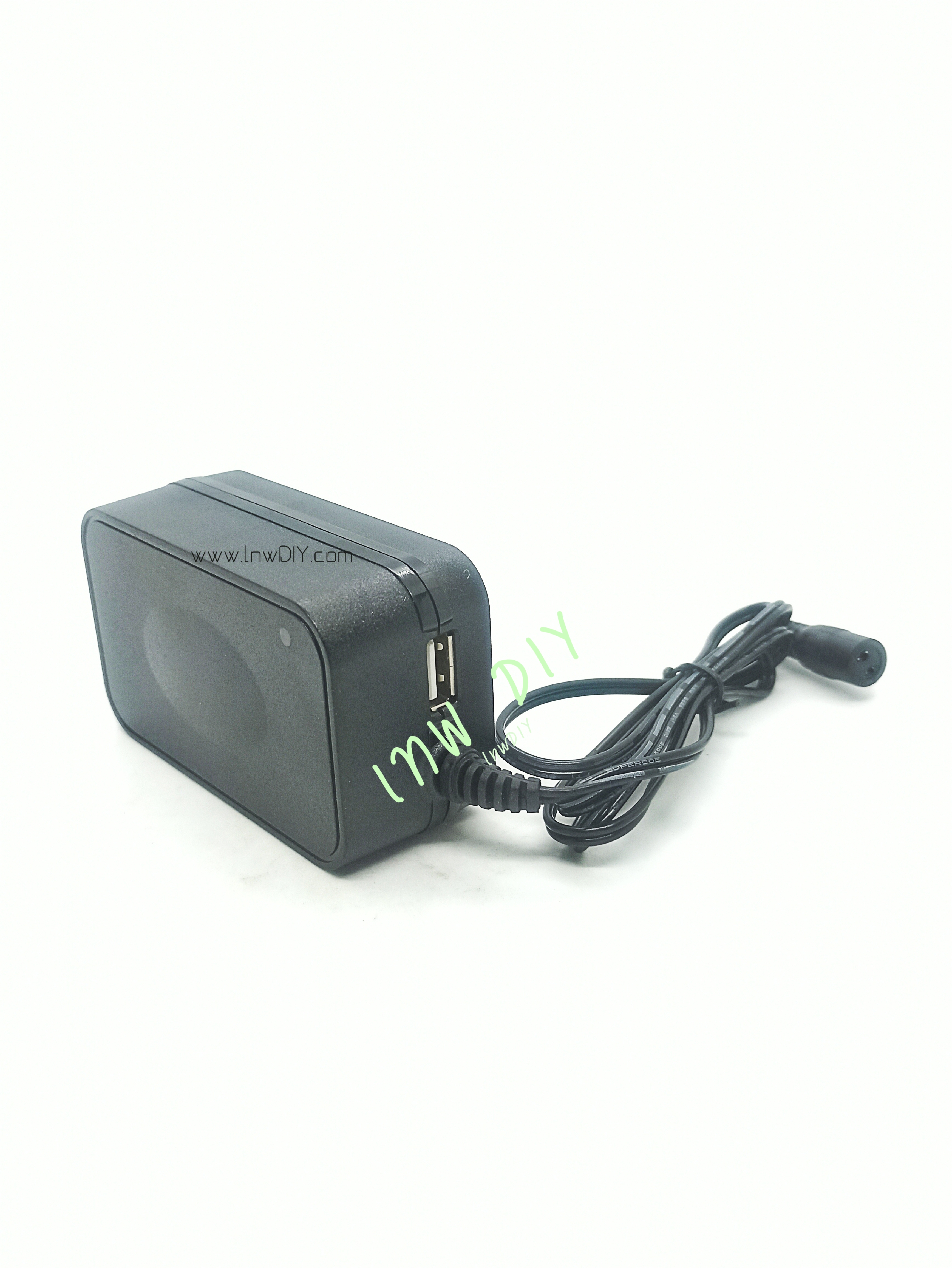 Universal Adapter DC 3v / 4.5v / 5v / 6v / 7.5v / 9v / 12v