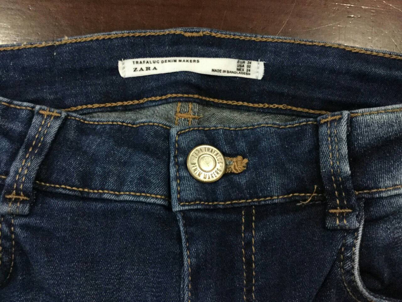 ZARA กางเกงยีนส์ทรงสกินนี่ เนื้อผ้ายีนส์ยืดฟอกนิ่ม งาน stock ของแท้จาก ZARA ในชอปขาย 1990 บาทของดีและถูกมีน้อยนะจ๊ะรีบจัดด่วนจ้า