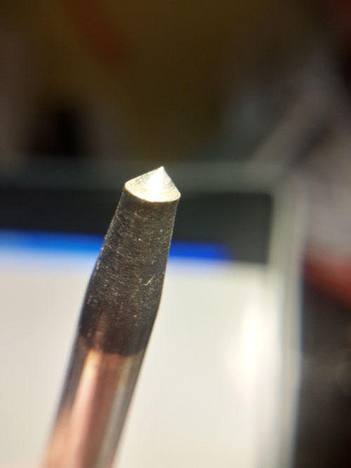 AP01 เหล็กตอกนำศูนย์ อัตโนมัติ