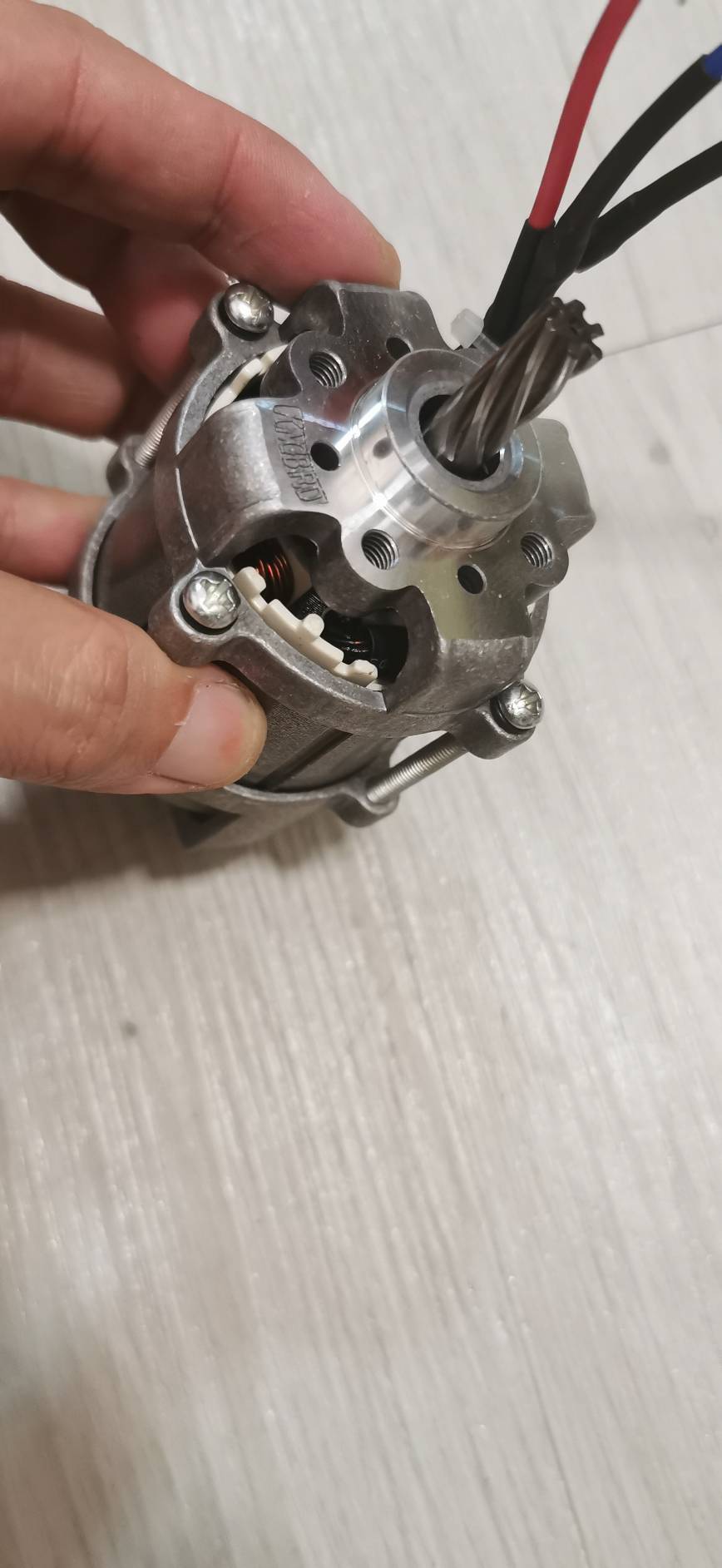 MO35 มอเตอร์บลัสเลสแรงสูง 12-22k RPM สำหรับทำเลื่อยวงเดือน เครื่องตัดหญ้า ใช้ไฟ 12-18-21V เพลา 8 มิล